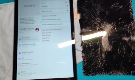Réparation d'écran de tablette Samsung A8 à Pineuilh