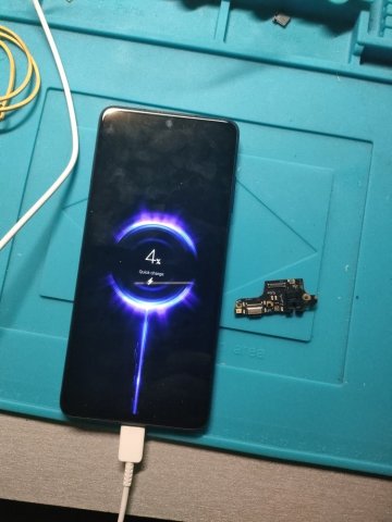 Changement connecteur de charge POCO X3 Pro à Pineuilh