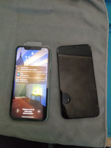 Changement d'écran Iphone 11 au Fleix