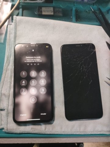 Remplacement d'écran d'iPhone 11 Pro à Montpon-Ménestérol