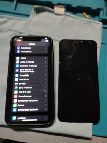 Remplacement d'écran d'un iPhone XS Max à Pessac/Dordogne