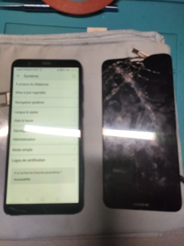 Changement d'écran d'un Huawei Psmart FIG-LX1 à Saint Géraud de Corps