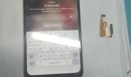Changement du bouton power d'un Samsung A13 5G à Nastringues