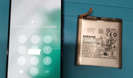 Remplacement d'une batterie d'un Samsung S 22 à Saint Foy La Grande