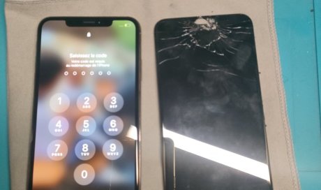 Remplacement d'un écran d'iPhone XS Max à Pineuilh
