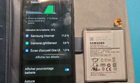 Changement de batterie d'un Samsung A10 à Saint Rémy